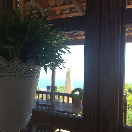 Tajona & Granero בית כפרי